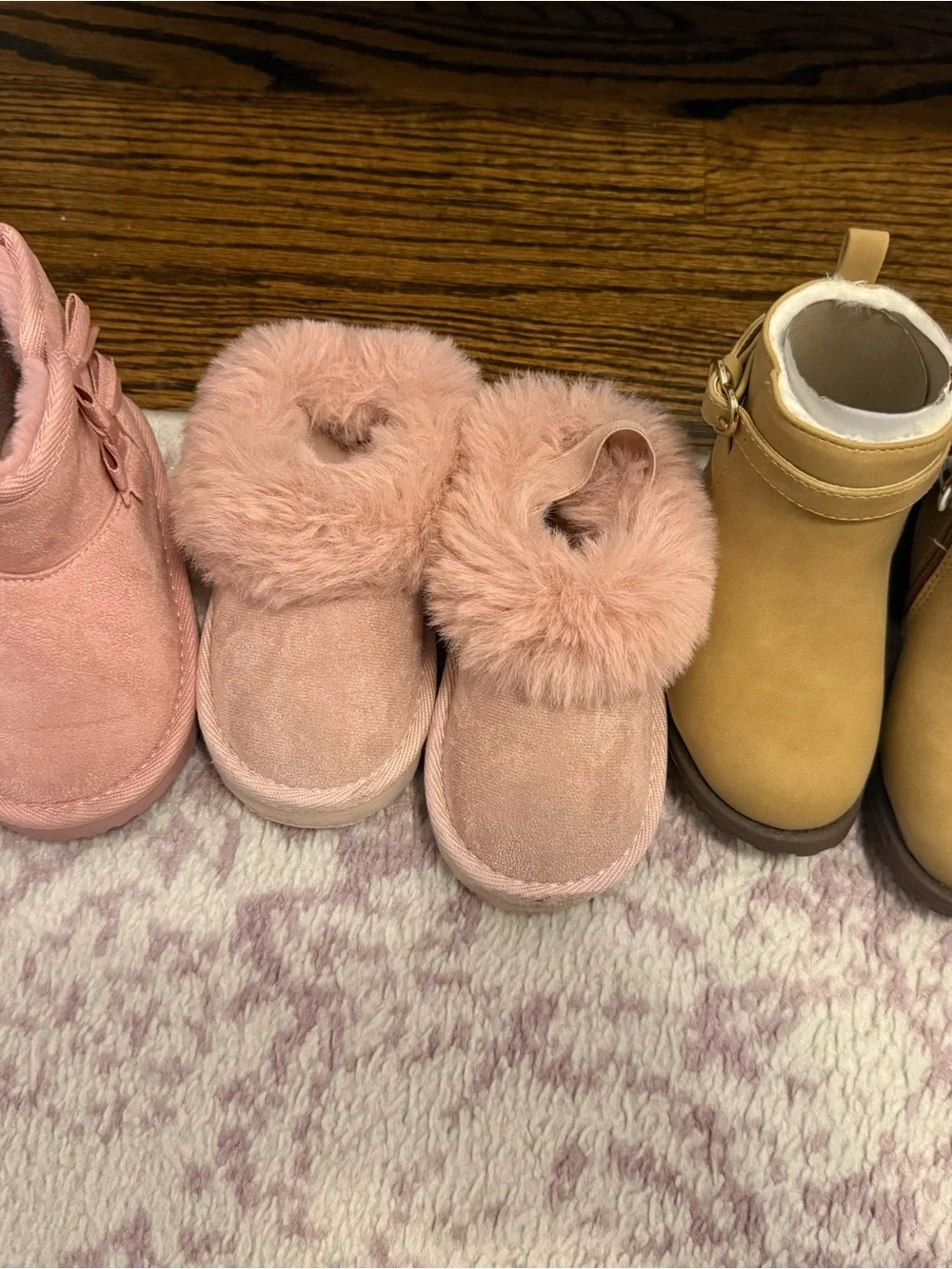 Lot of 3 winter boots size 6 toddler girl